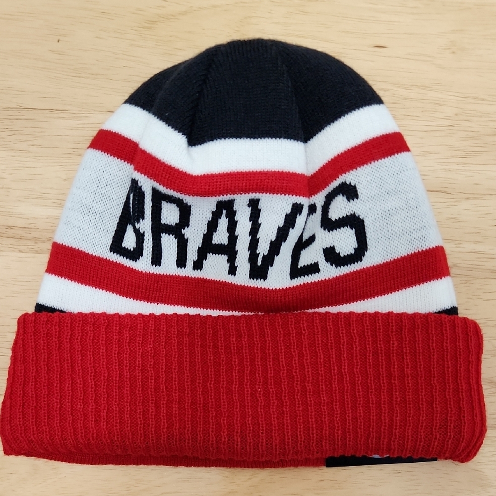 New Era Atlanta Braves Beanie - Red, White, Navy Blue - Picture 4 of 5